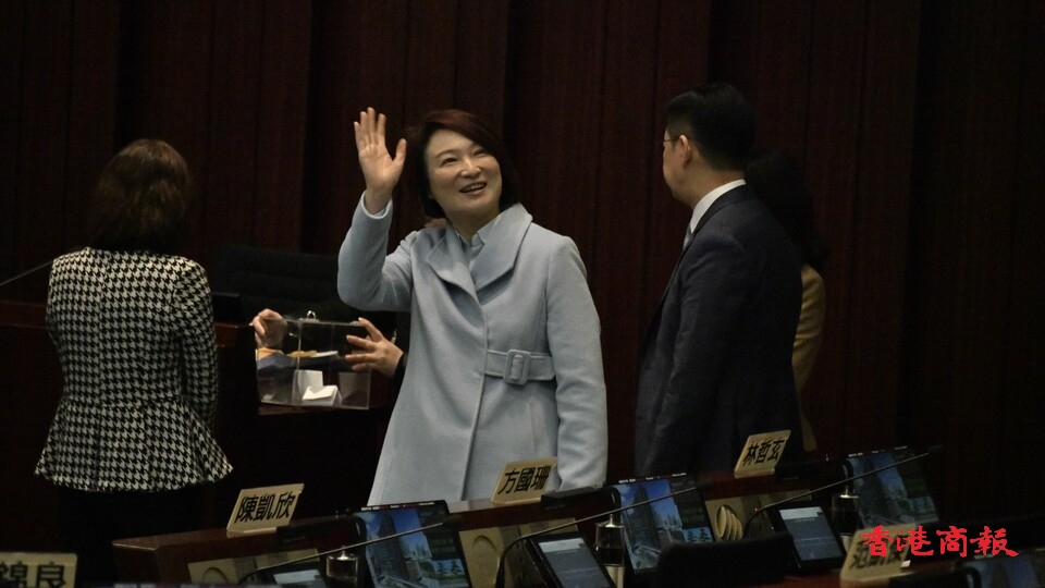李慧琼以五票之差擊敗陳振英 當選第八屆立法會主席