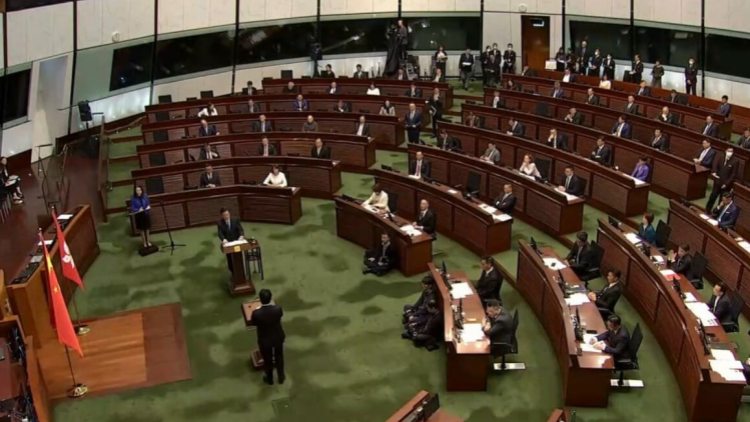 葉劉淑儀：立法會須配合和監督政府