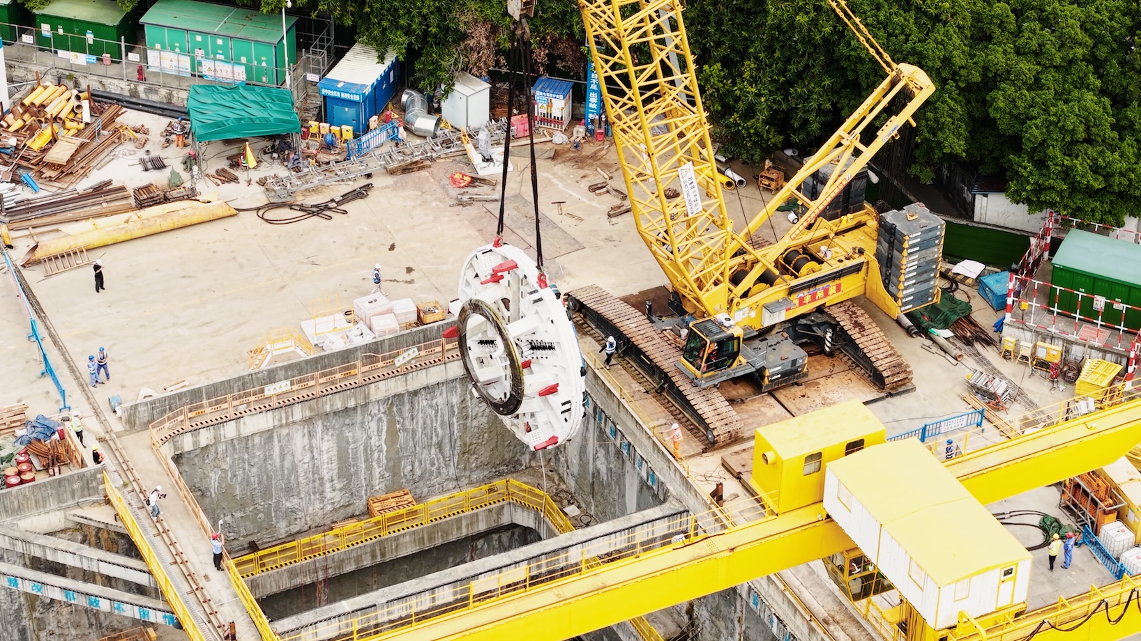 盾構下井.jpg