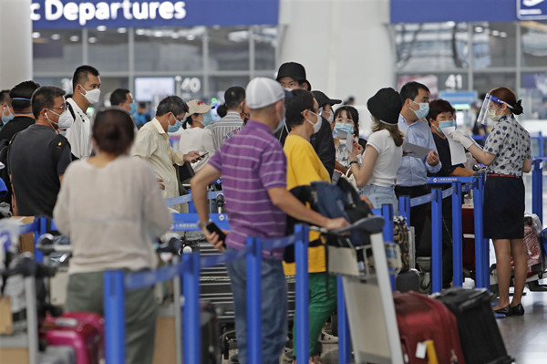 民航局：目前每周计划执行294个国际客运往返航班