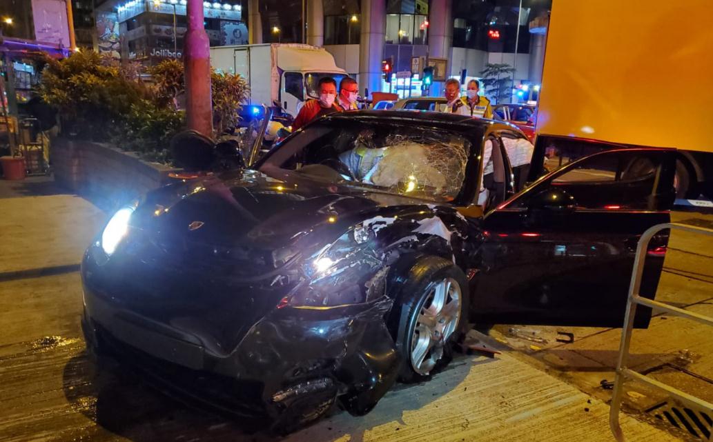 旺角十字路口4車相撞3人傷 私家車司機涉酒駕被捕