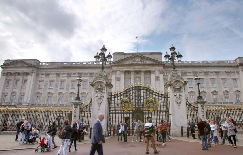 英國首季GDP按季收縮1.5% 按年收縮6.1%