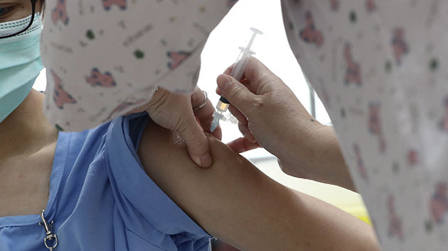 島內輿論質疑台當局不能保證台產疫苗「有效性」
