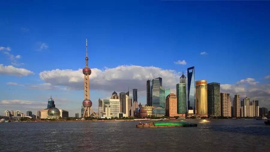 全國人大常委會授權上海市人大及其常委會制定浦東新區法規