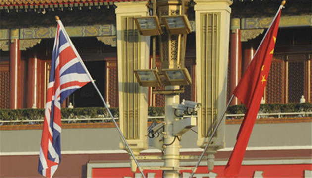 中國駐英使館闢謠：「呼籲中國公民盡快中轉回國」係假消息