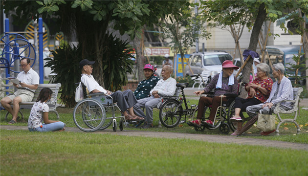 台灣2021年上半年人口持續負增長 總人數為2348.7萬