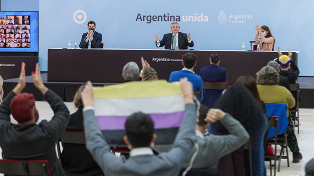 阿根廷承認非二元性別 身份證可註記X開拉美先例