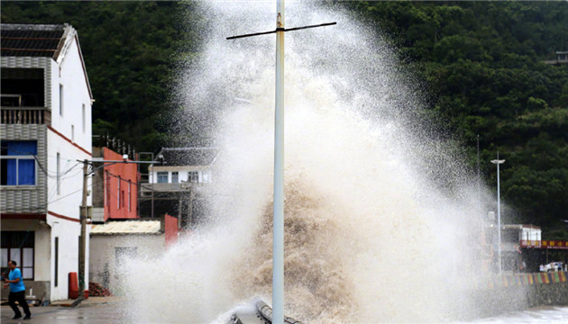 颱風「煙花」繼續影響華東 浙滬蘇皖魯等地將有強降雨