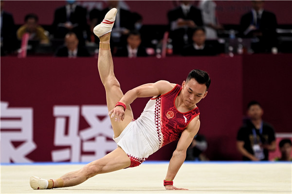 中國體操隊再摘銅牌 肖若騰獲男子自由體操季軍