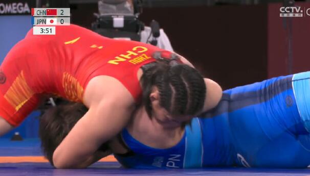周倩為中國隊再添一枚女子自由式摔跤銅牌