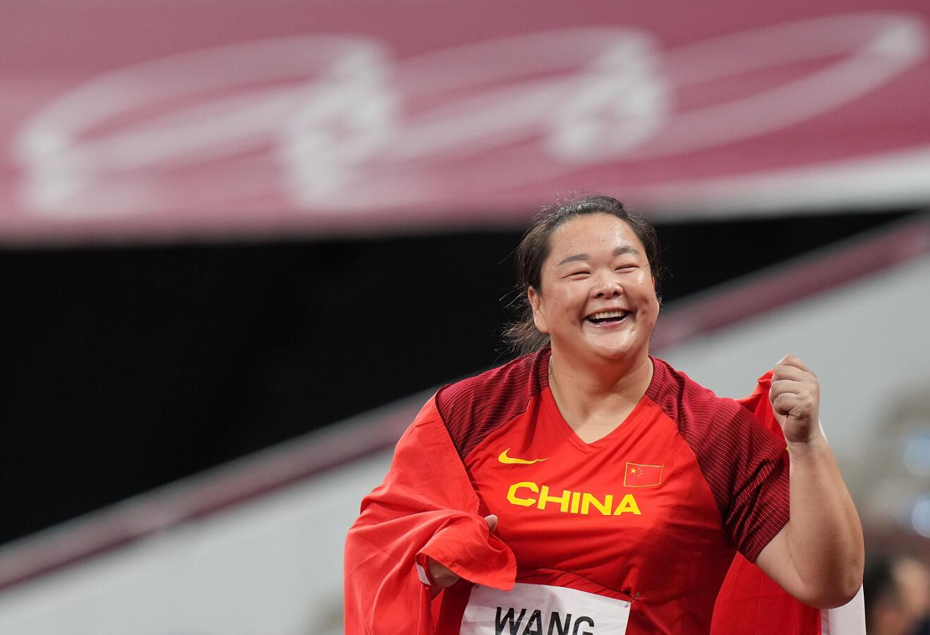 再添1銀！中國選手王崢獲得女子鏈球銀牌