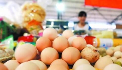雞蛋批發價快速上漲：1斤漲1元 還會繼續漲嗎？