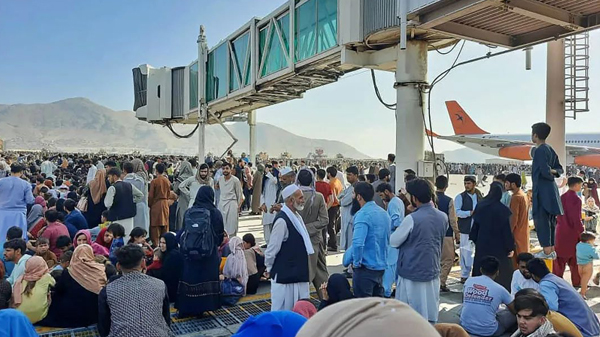 阿富汗媒體：喀布爾機場混亂已致40人死傷