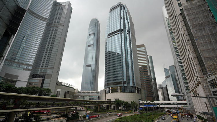 香港本財年首6個月錄得赤字1157億港元