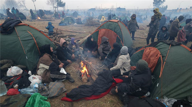 歐盟向波蘭白俄邊境滯留難民提供緊急援助