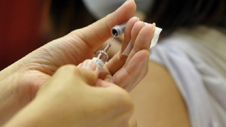49人接種疫苗後不治 專家評估未發現有關聯