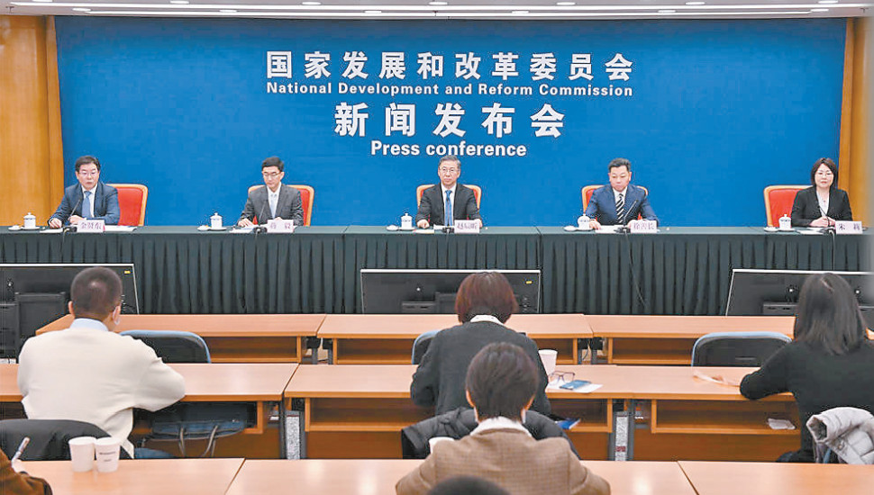 深圳六大領域放寬市場准入 深圳發改委答本報提問：四措推醫療健康領域創新發展