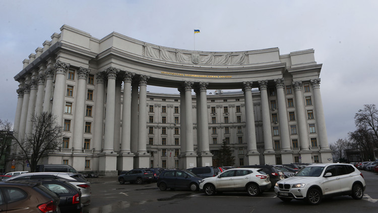 烏克蘭政府發表聲明說未關閉領空 