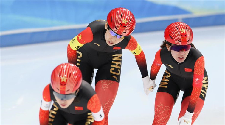 速度滑冰女子團體加拿大破紀錄奪冠 中國隊C組決賽第五