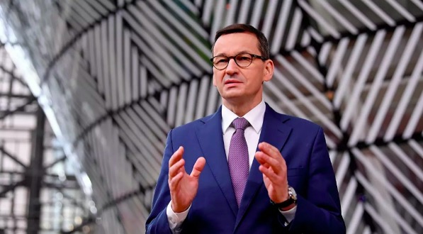波蘭總理建議歐盟全面終止與俄貿易關係