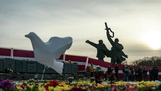拉脫維亞議會批准拆除位於首都的「里加解放者」紀念碑