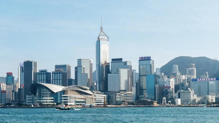 調查：香港蟬聯全球生活費用最高昂城市
