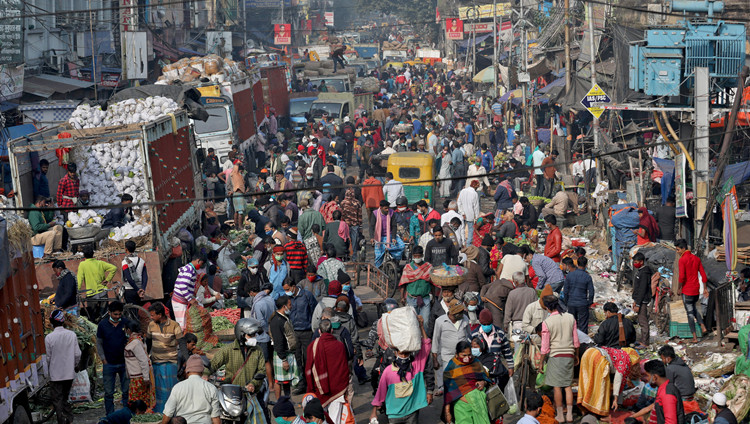 聯合國報告：世界人口預計今年11月突破80億
