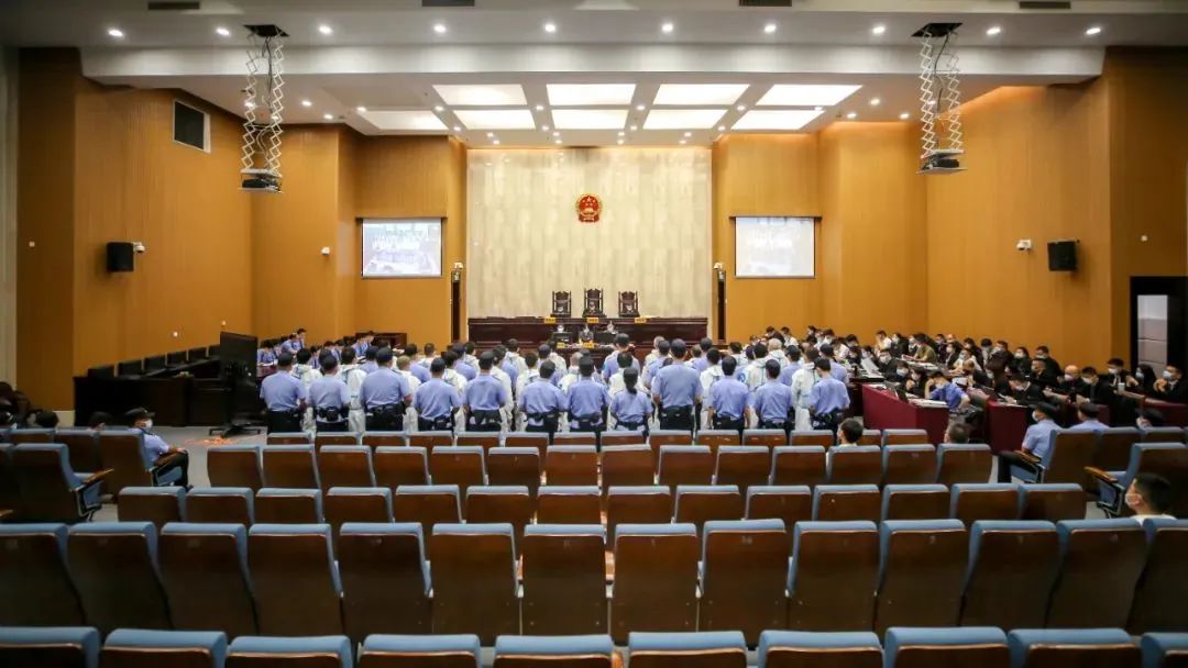 3宗周焯華關聯跨境賭博案在浙江溫州開庭 35人當庭認罪
