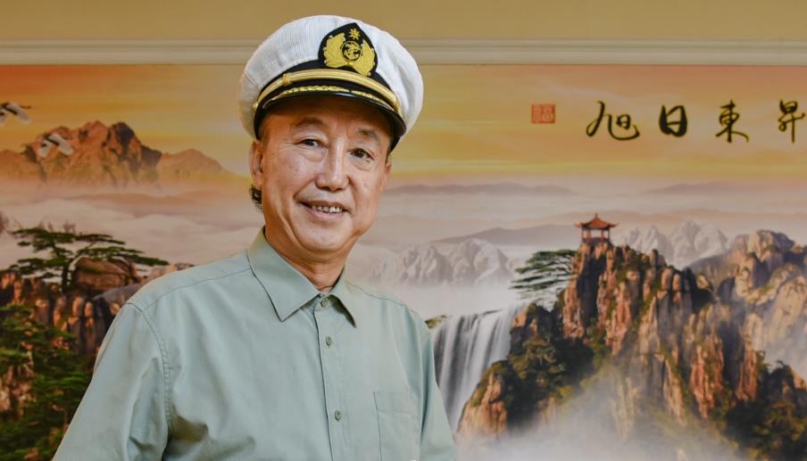 繼續領航新時代 中國未來更美好 訪香港華僑華人總商會榮譽會長施乃康