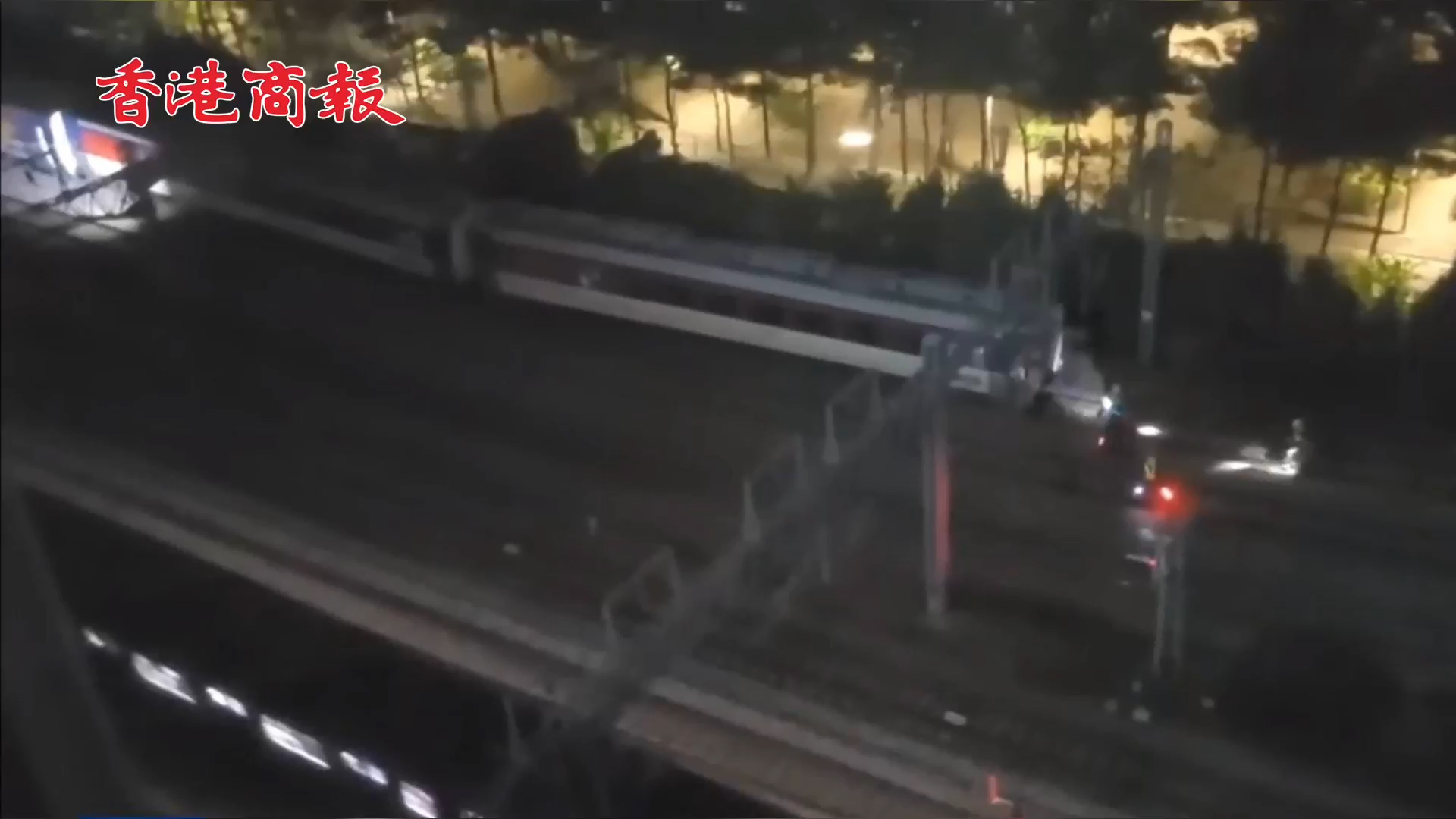 有片 | 韓國一載有275名乘客列車脫軌：車廂傾倒受損嚴重 致31人受傷