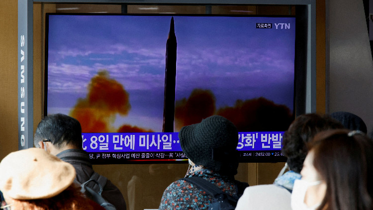 朝鮮疑發射洲際導彈 落在日本專屬經濟區