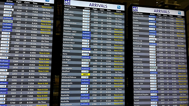 拜登要求徹查美航空系統故障 超過2500個航班被延誤