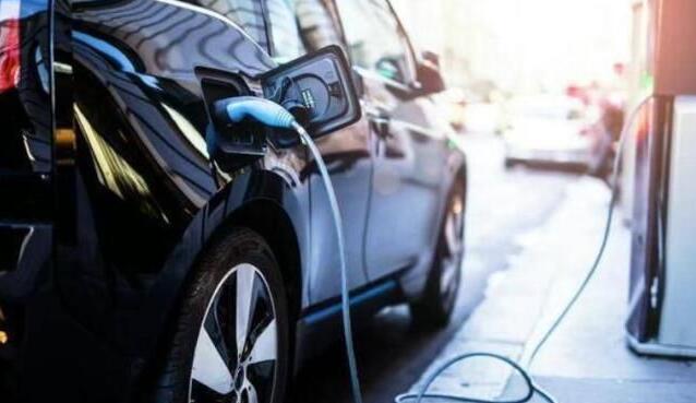國家稅務總局：2022年累計免徵新能源車輛購置稅879億元