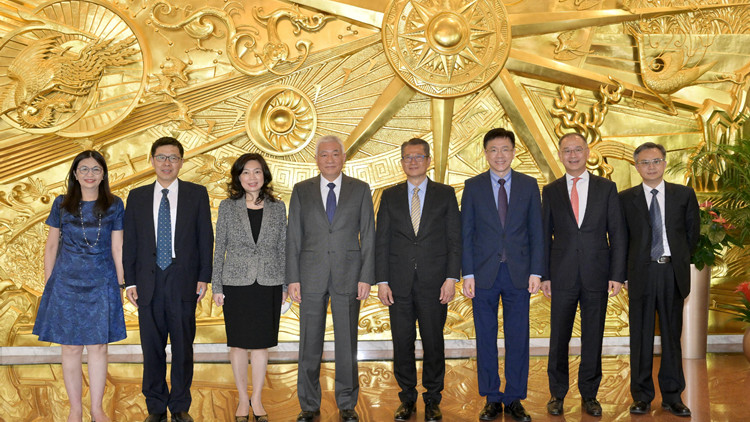 陳茂波訪京拜訪多部門 介紹香港最新政策和發展