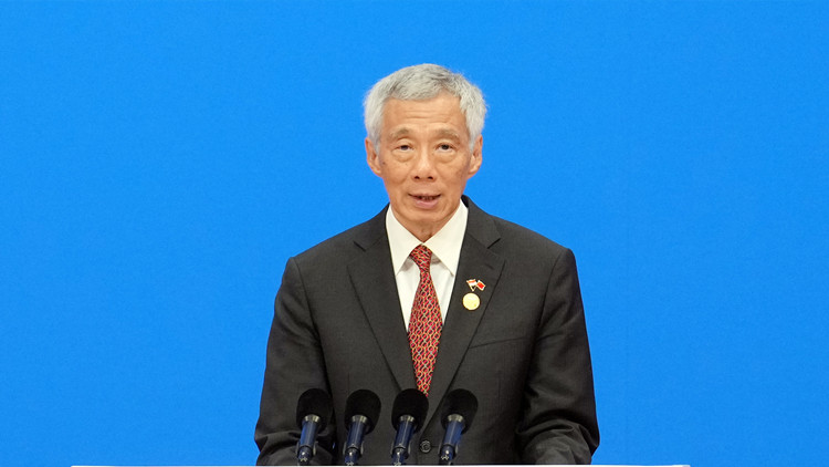 新加坡總理李顯龍首次感染新冠病毒