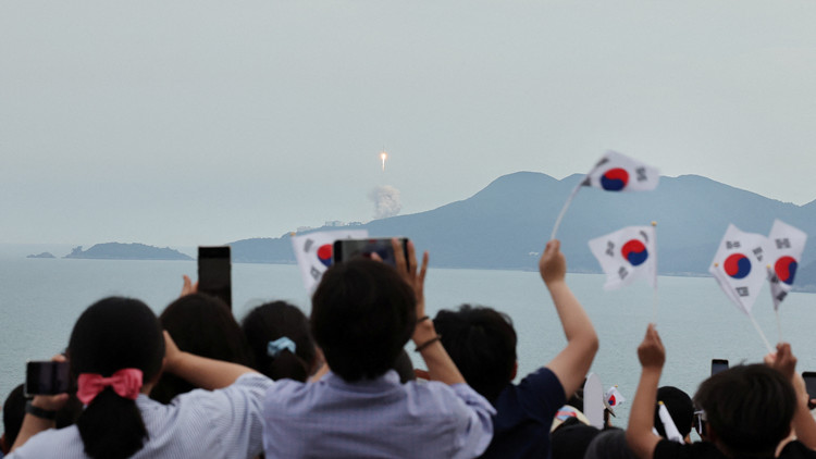 韓自研運載火箭「世界」號載星發射成功