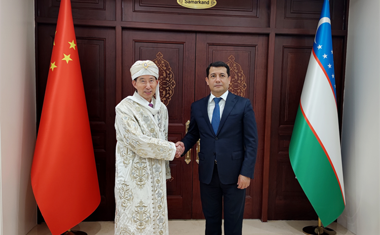 龍宇翔與烏茲別克斯坦駐華大使法爾霍德·阿爾濟耶夫親切會見