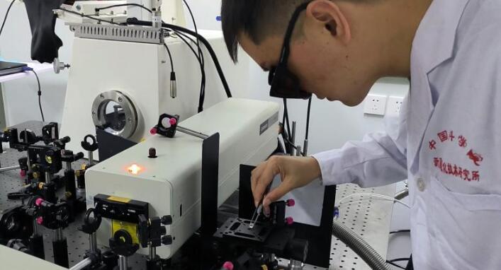 世界首例！中國科學家成功創製全波段相位匹配晶體