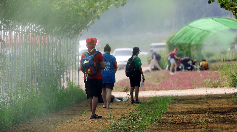 韓國主辦世界童軍大露營 開營儀式百餘人中暑