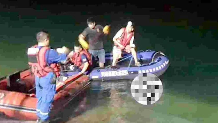 女子與3名鎮幹部夜泳溺亡 湖南雙峰縣：已成立調查組進行調查