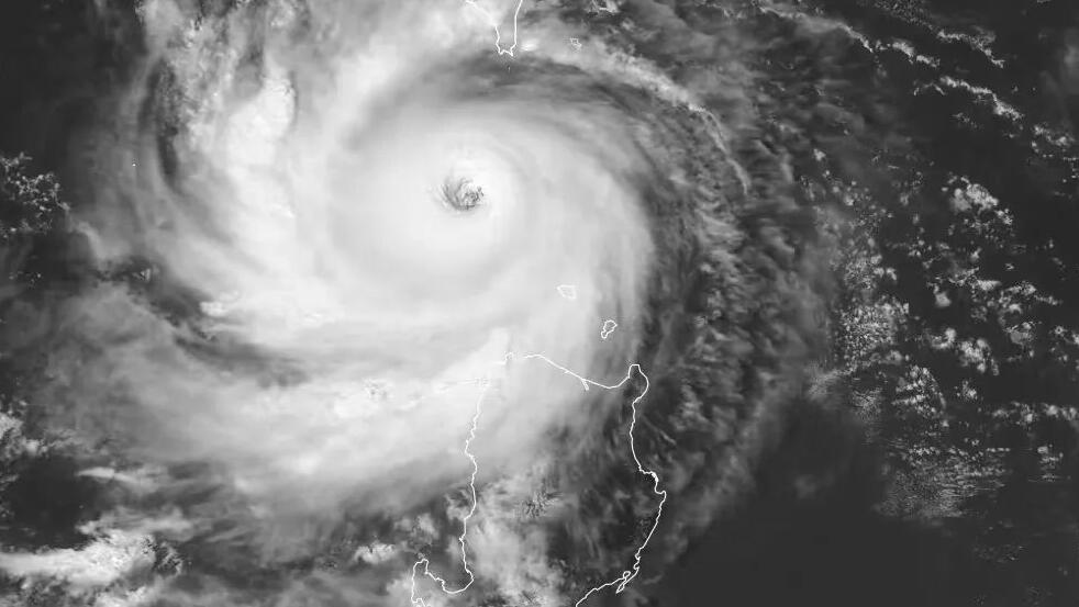 颱風「蘇拉」或登陸粵東 廣東多地預警信號生效