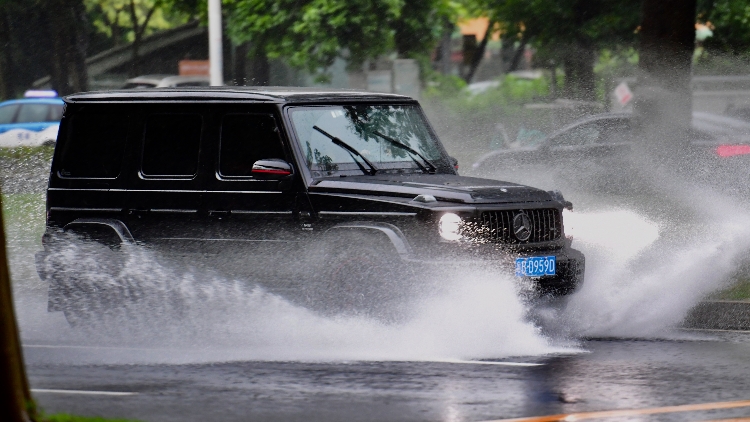 預計至9月8日6時深圳仍有100-150毫米降雨，局地200毫米