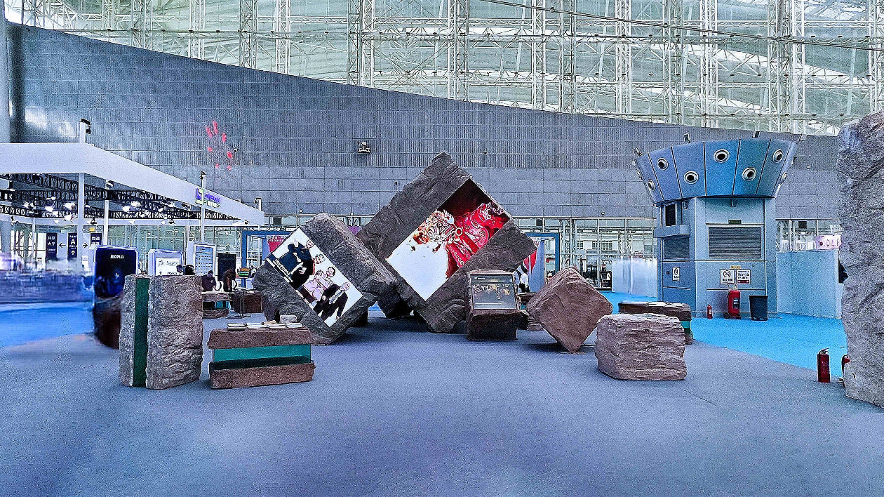 中國舞台美術學會匠心獨具驚艷哈爾濱音博會 石頭裏「開出」音樂之花