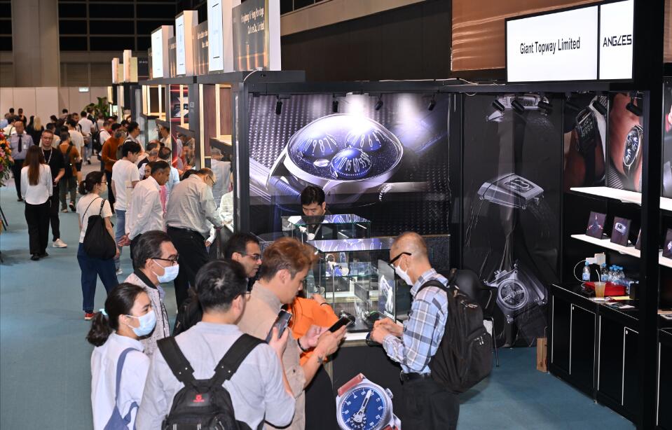 香港鐘表展及國際名表薈萃結束 吸引近1.5萬名商貿買家參觀採購