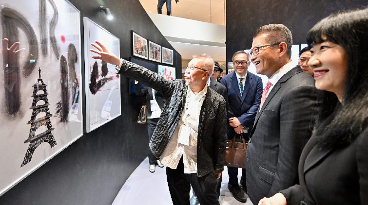 陳茂波在巴黎出席「成就機遇·首選香港」活動 推廣香港新優勢