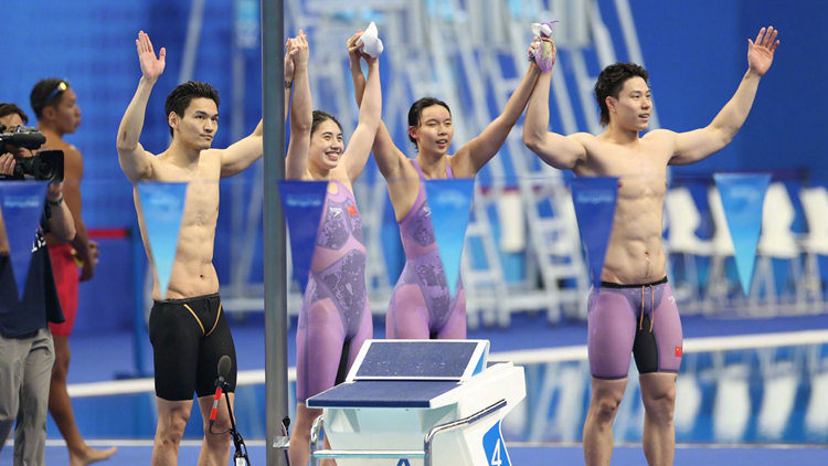 【亞運奪冠】 男女混合4x100米混合泳接力中國隊奪冠 打破亞洲紀錄