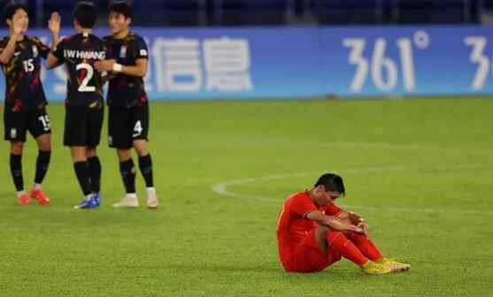 中國男足亞運隊不敵韓國無緣半決賽 