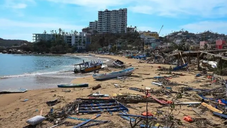 颶風「奧蒂斯」在墨西哥南太平洋沿岸肆虐 造成27人死亡