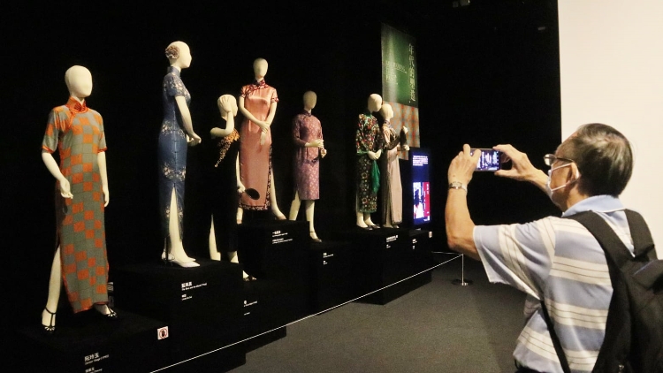 圖集｜電影資料館舉辦「更衣記」展覽  網羅不同年代香港電影旗袍戲服
