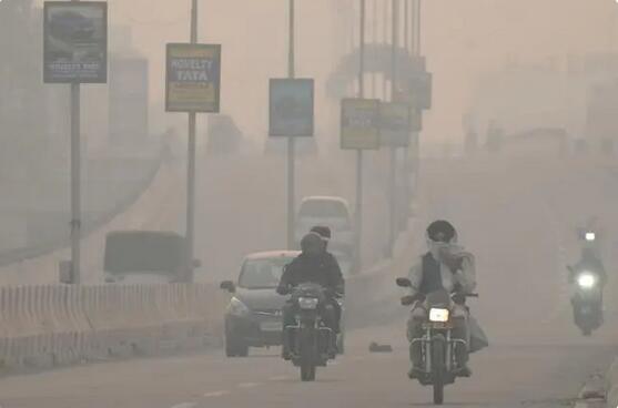 印度新德里空氣污染嚴重 學校已停課